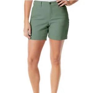 Women's Gloria Vanderbilt Amanda Shorts

Sage sz12